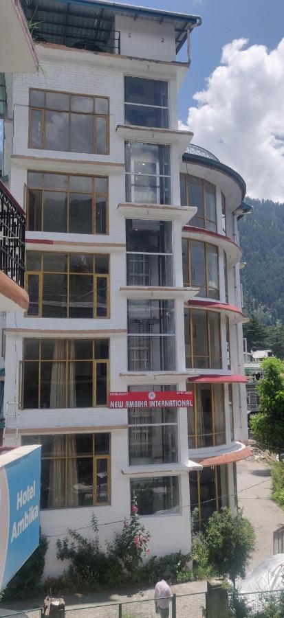 New Ambika International Mall Road Hotel Manāli Buitenkant foto